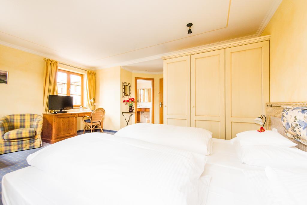 Hotel Und Landgasthof Altwirt Grosshartpenning Ngoại thất bức ảnh
