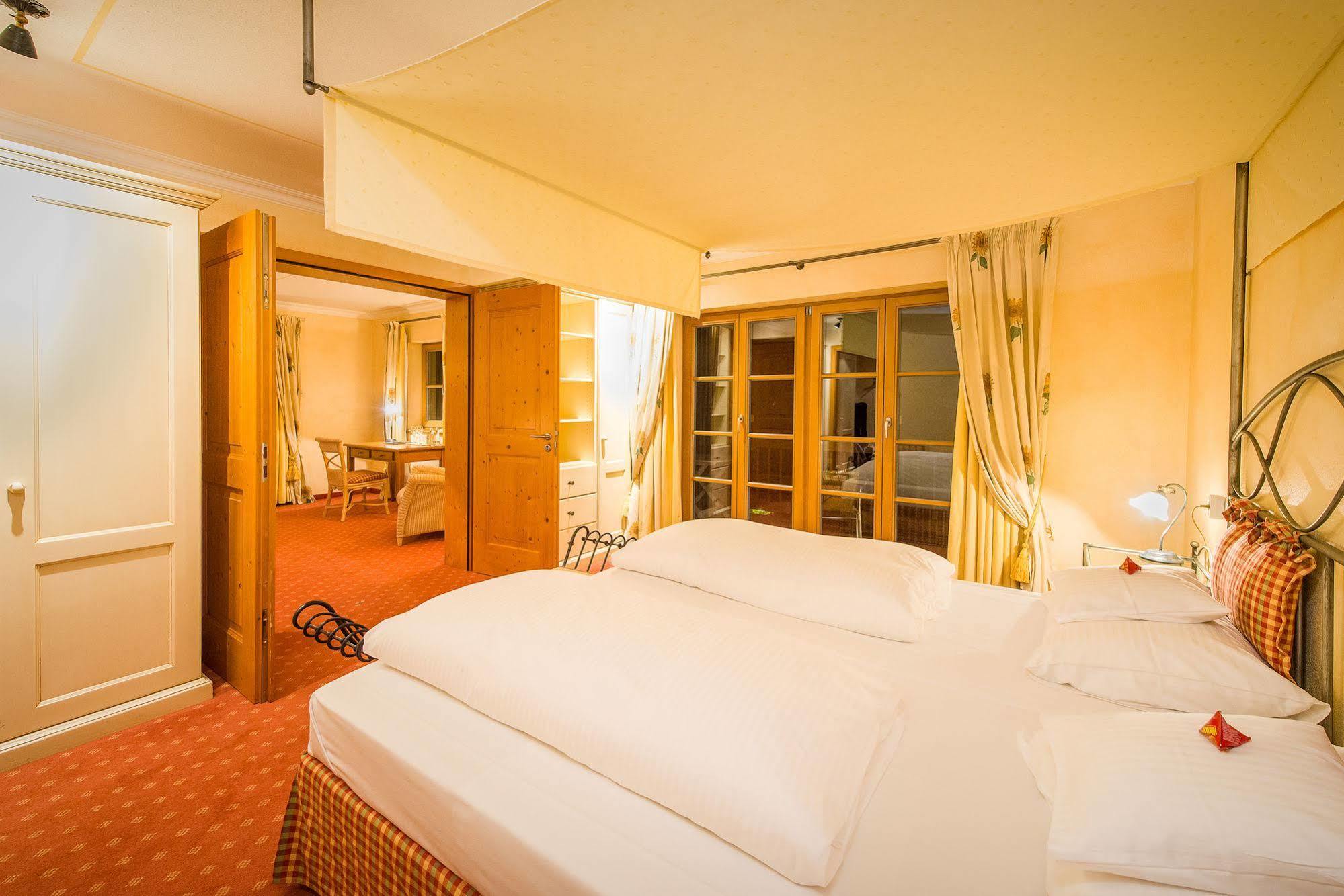 Hotel Und Landgasthof Altwirt Grosshartpenning Ngoại thất bức ảnh