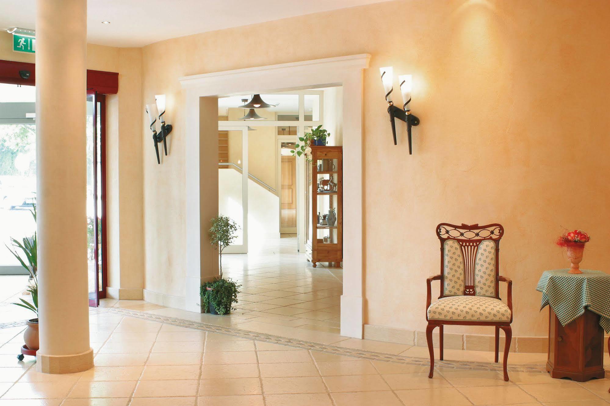 Hotel Und Landgasthof Altwirt Grosshartpenning Ngoại thất bức ảnh